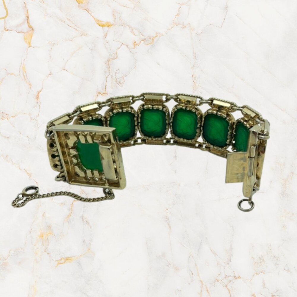 Vintage Italian Gold-Plated Green Intaglio Bracelet 6.5” 9 Glass Cameos - Picture 6 of 12